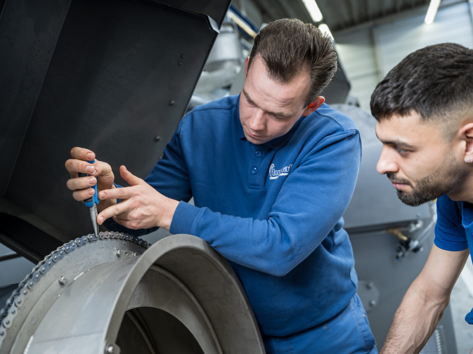 Service mederwerkers van Numafa 