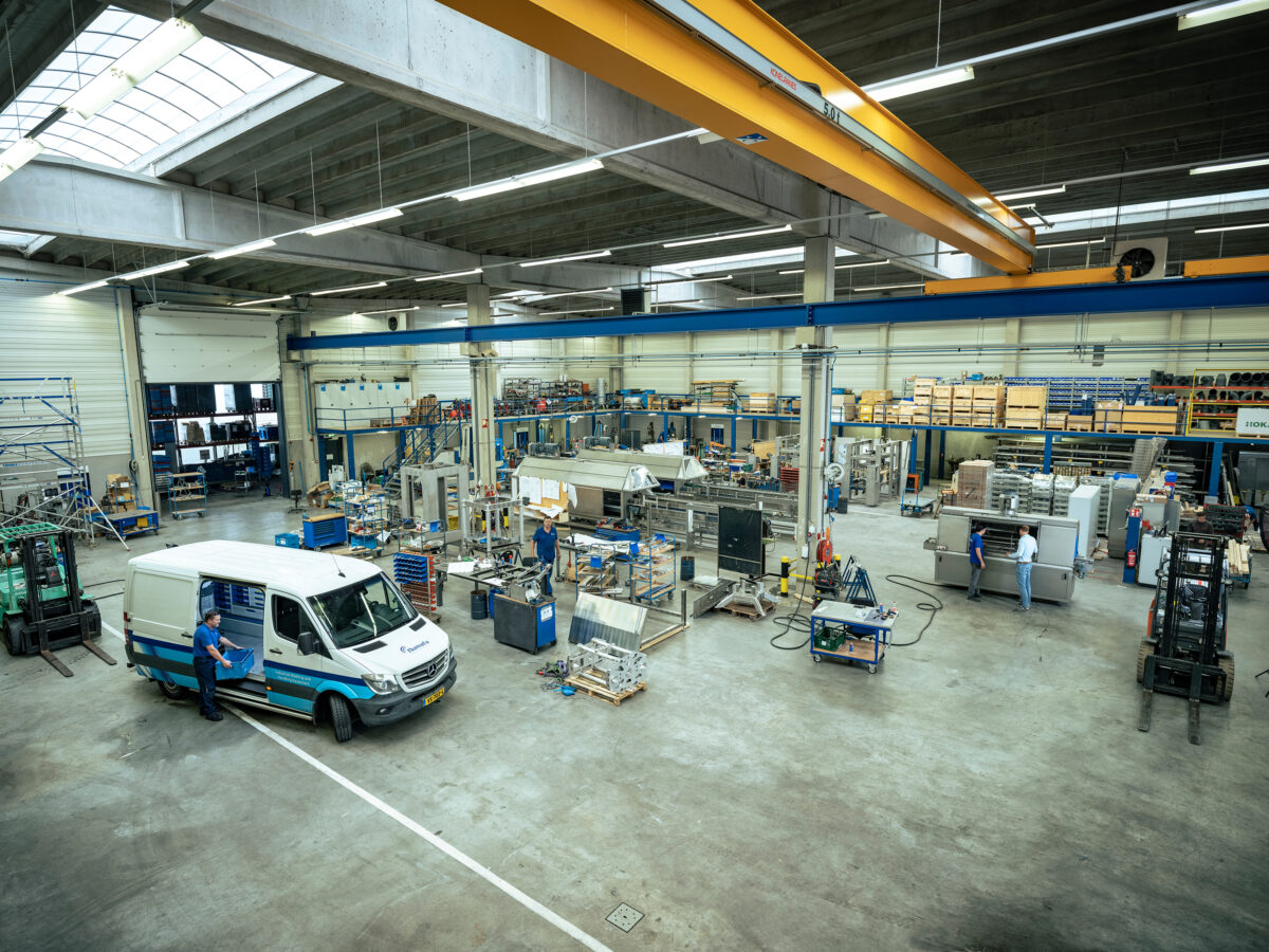 Numafa werkplaats met werkbus